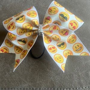 Emoji cheer bow